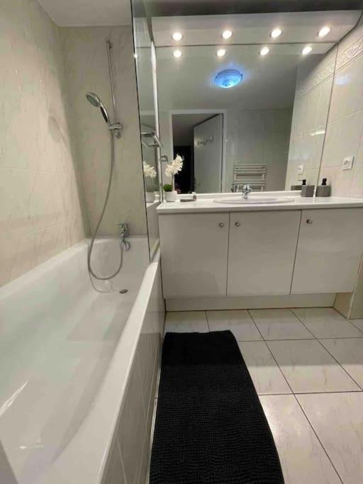 Magnifique Duplex 45 M2 Aux Portes De Paris Metro Barbara A 30Mn Expo Porte De Versailles Montrouge Eksteriør bilde