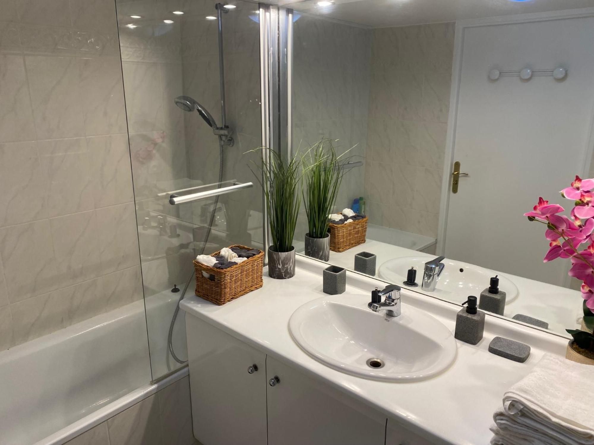 Magnifique Duplex 45 M2 Aux Portes De Paris Metro Barbara A 30Mn Expo Porte De Versailles Montrouge Eksteriør bilde